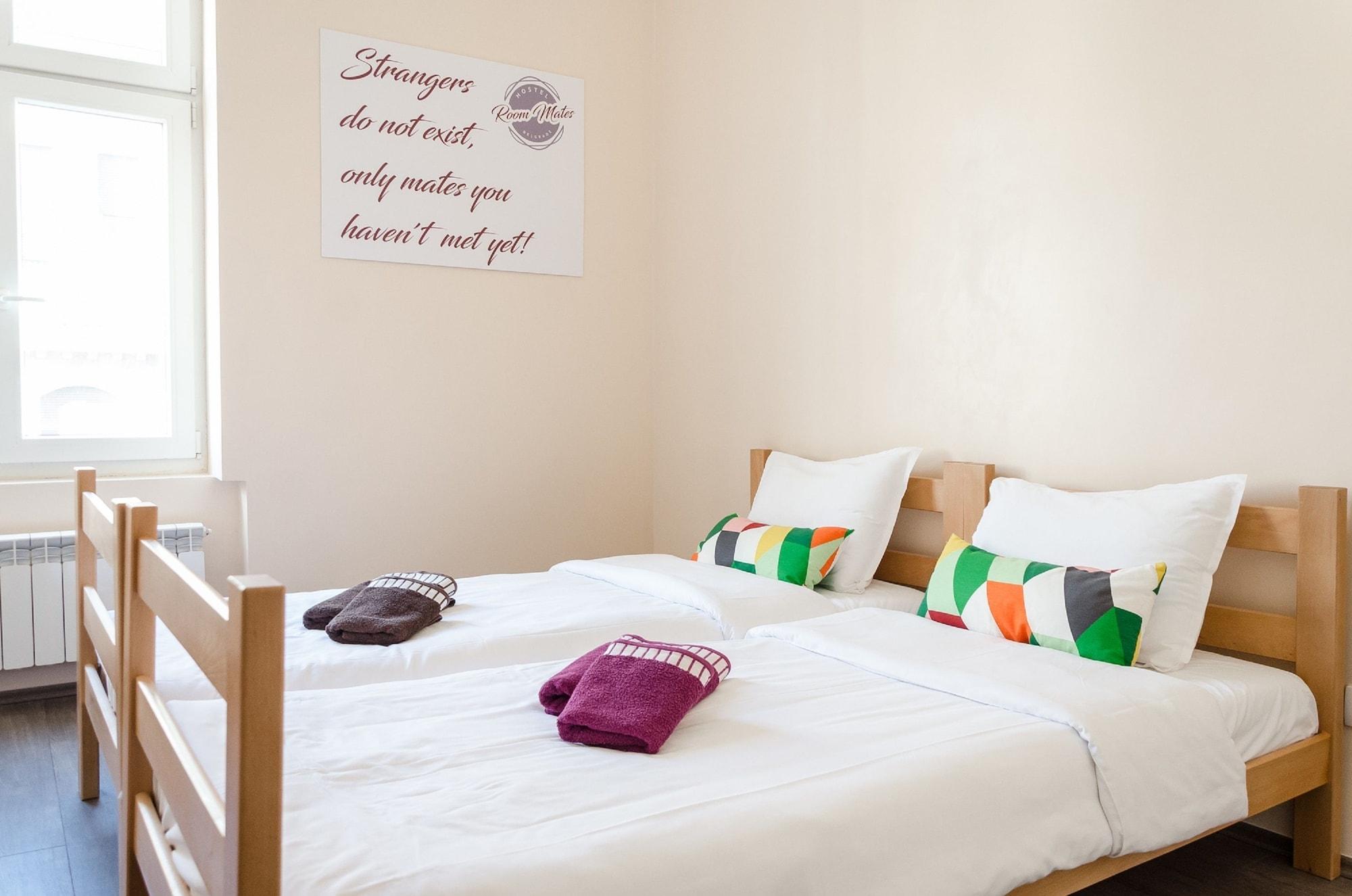Roommates Hostel Белград Экстерьер фото