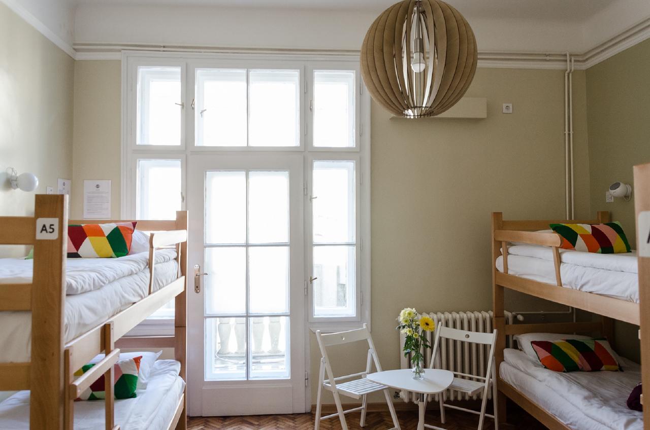 Roommates Hostel Белград Экстерьер фото