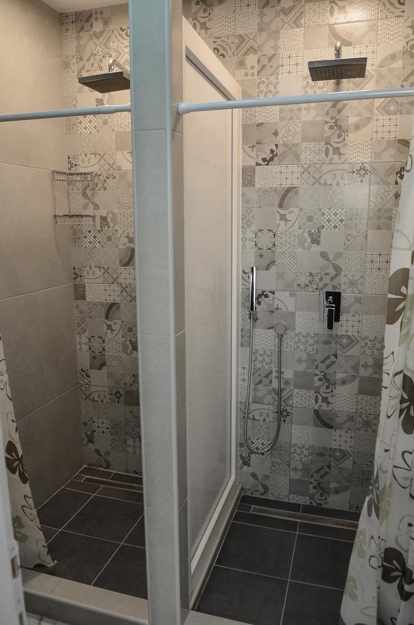 Roommates Hostel Белград Экстерьер фото