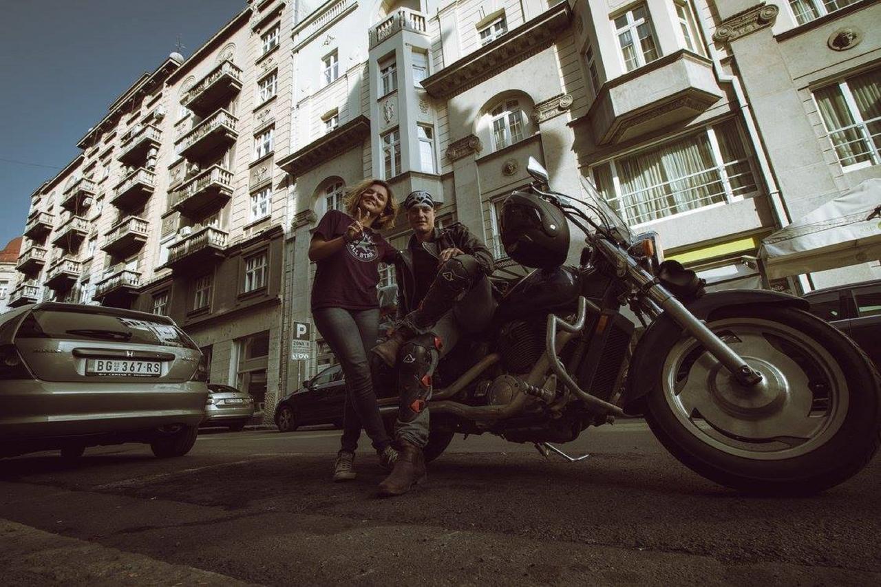 Roommates Hostel Белград Экстерьер фото